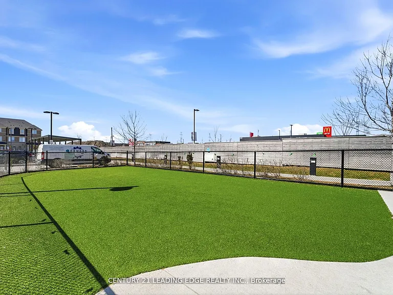 2550 Simcoe St N #2516 — Photo 19