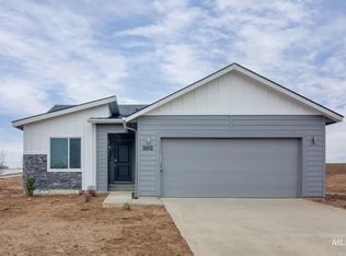 3913 E Jamestown Dr, Nampa, ID 83686