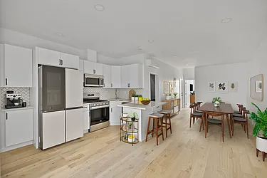 123 A 2nd Place, #GARDEN