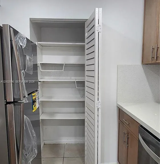 500 NE 2nd St #213 — Photo 6