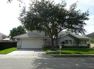 10220 SW 13th St, Pembroke Pines, FL 33025