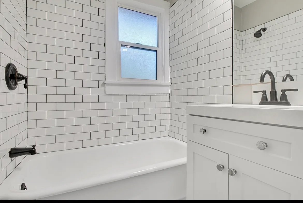 2 bed, 1600 sqft, $2,200 — Photo 4