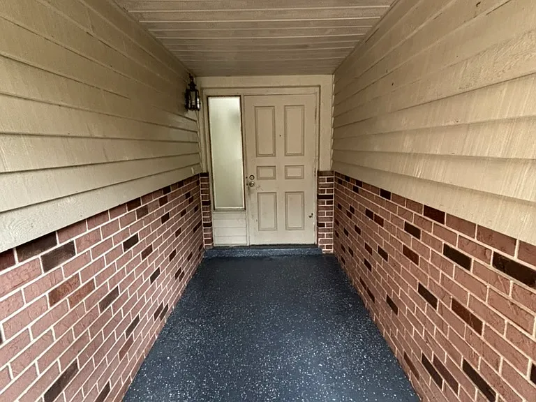 13 Jamaica St — Photo 8