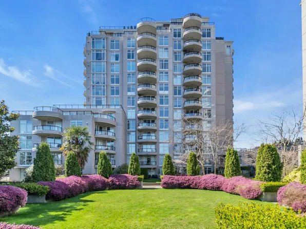 8460 Granville Ave #1106, Richmond, BC V6Y 4E7