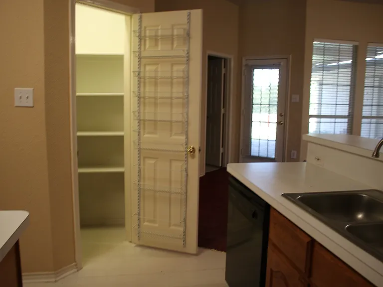 610 Big Oak Ct — Photo 18