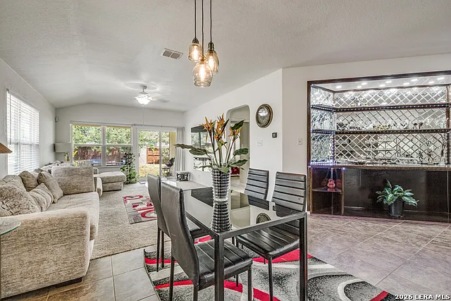 10415 Rhyder Rdg — Photo 6