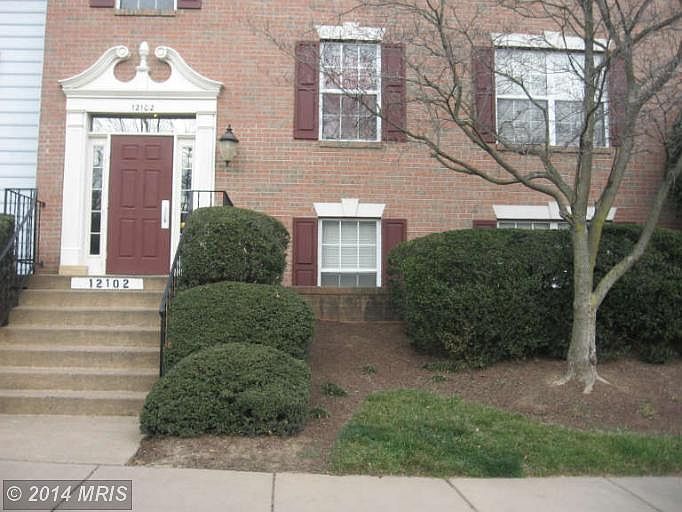 1st image of 12102 Green Ledge Ct #27