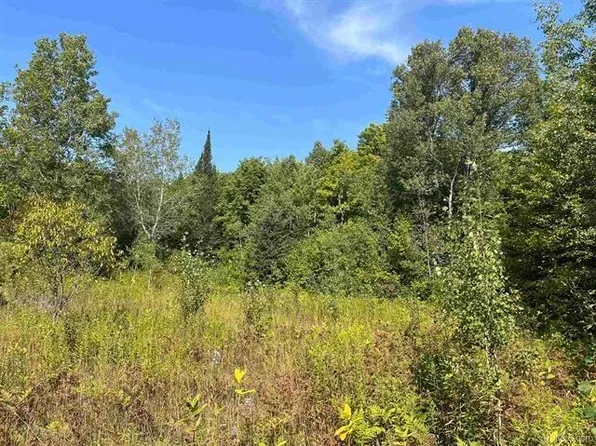 N Norlund Rd, Ironwood, MI 49938