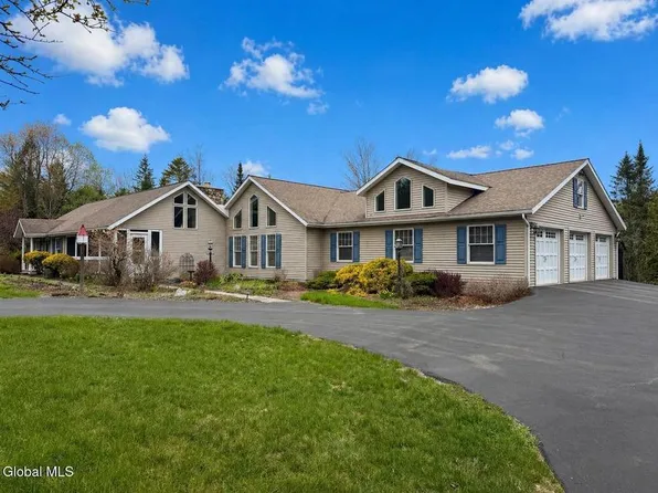 960 Olmstedville Rd, North Creek, NY 12853