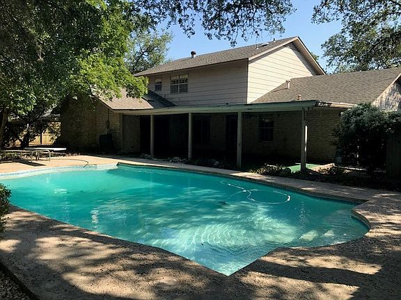4th image of 4302 Woodway Dr