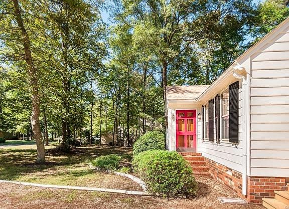 2nd image of 1505 Southern Pine Ct