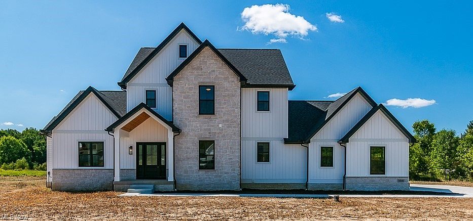 1st image of 16840 Moreland Ln