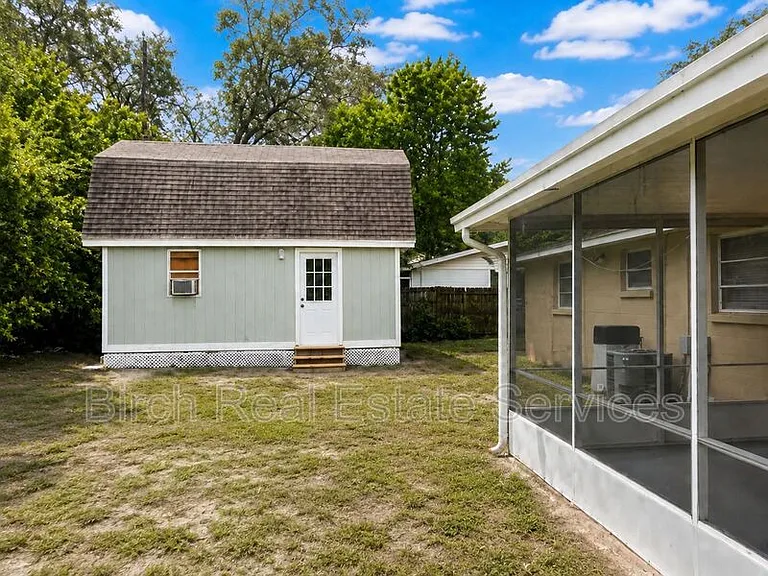 2552 Chancery Dr — Photo 9