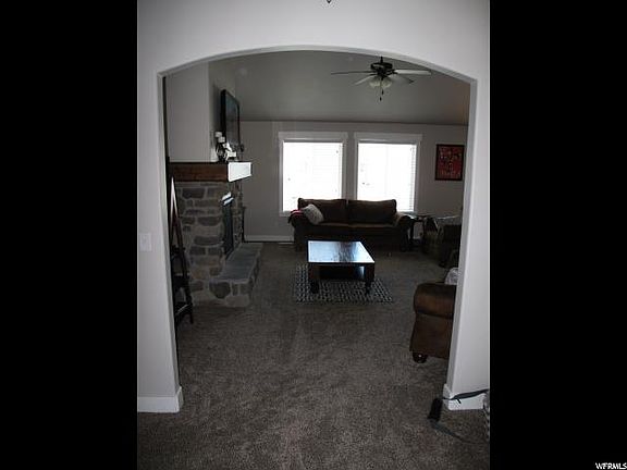 4th image of 2381 W 610th St N