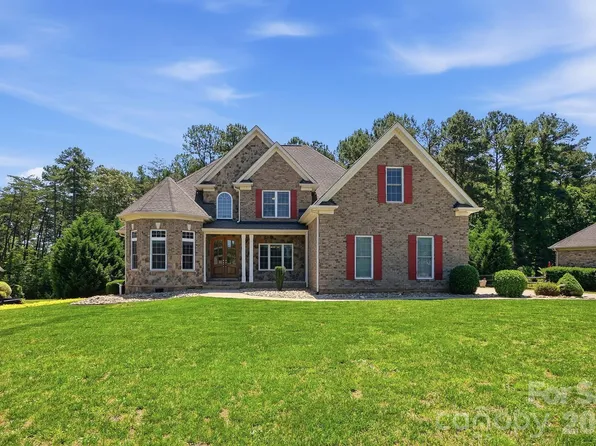 146 Orchard Farm Ln, Mooresville, NC 28117