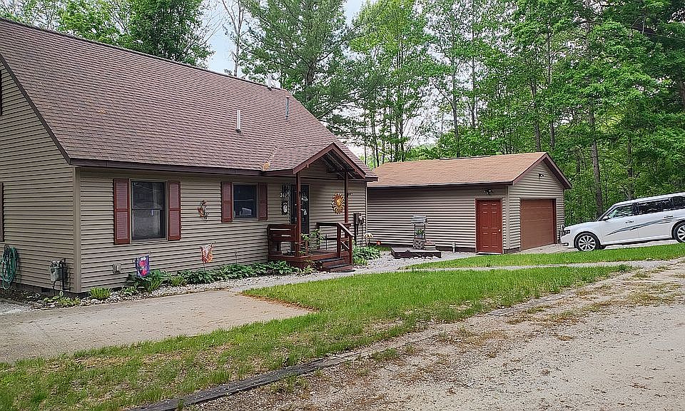 1st image of 2480 Chandler Rd