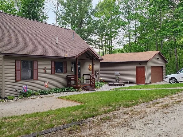 2480 Chandler Rd, Traverse City, MI 49696