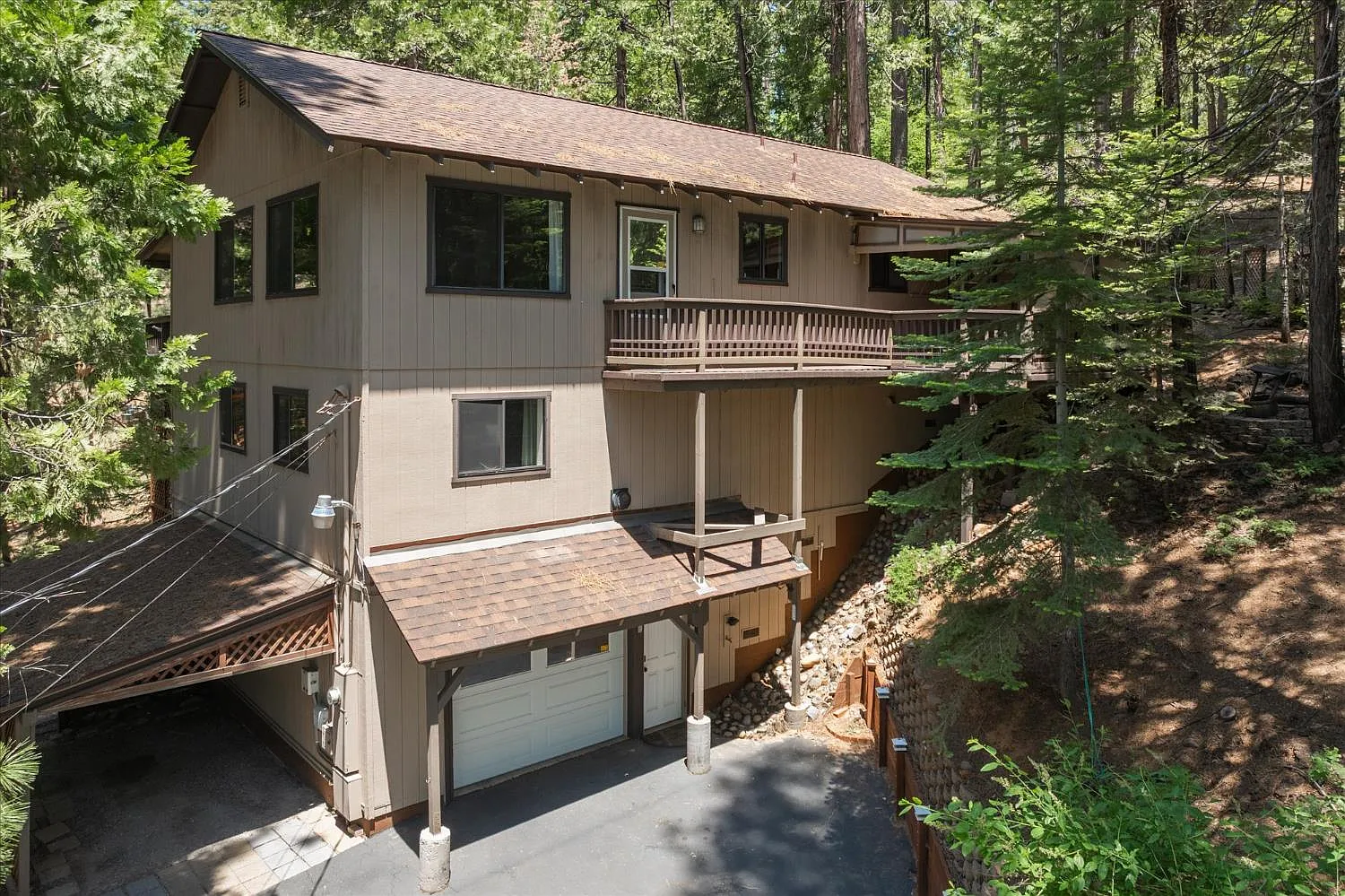 1475 Pebble Beach Way photo 1