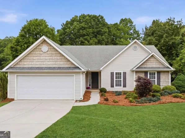 8790 Baycreek Ln, Gainesville, GA 30506
