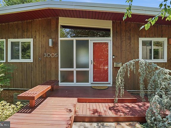 3rd image of 3005 Cedar Hill Rd