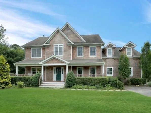 38 Jessup Ave, Quogue, NY 11942