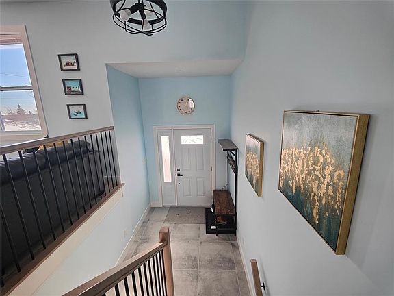 5th image of 70 Island Cove Road