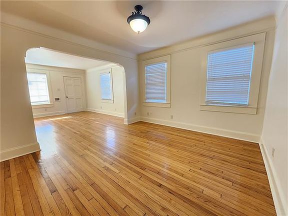 5th image of 5725 Canal Blvd