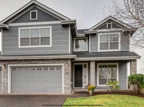 690 June Dr, Molalla, OR 97038