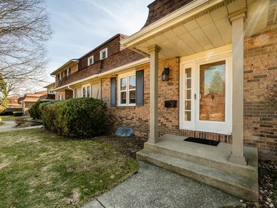 2531 Dover Ln, Saint Joseph, MI, 49085