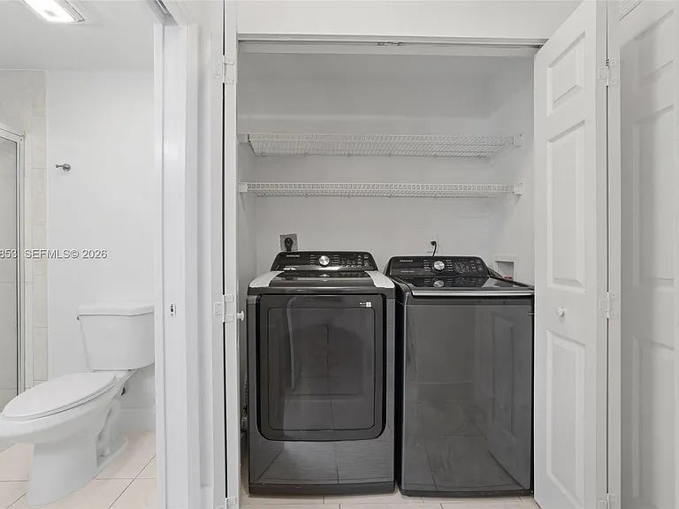 6831 SW 44th St #205 — Photo 18