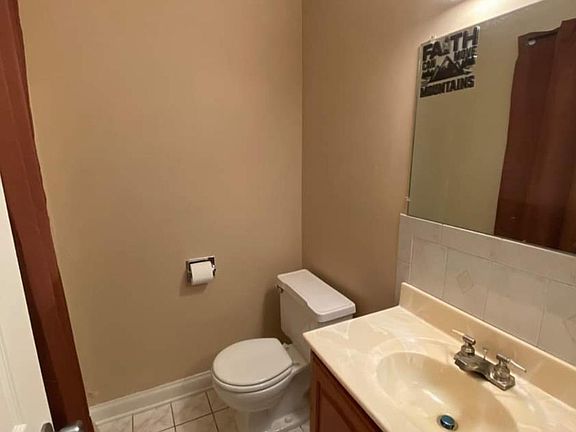 4th image of 1104 Willson Dr #2