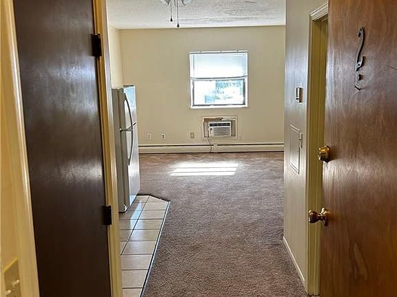 3rd image of 1455 Mineral Spring Ave APT 5