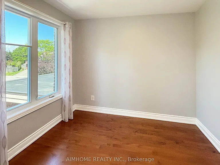 103 Clarinda Dr — Photo 18