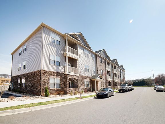 5th image of 100 Portico St APT 101