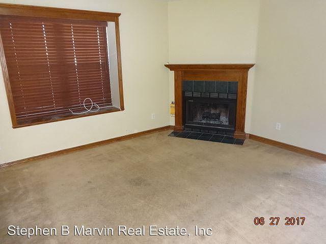 2nd image of 43619 Park Ave