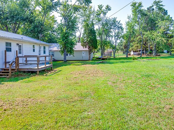 5th image of 110 Totty Dr