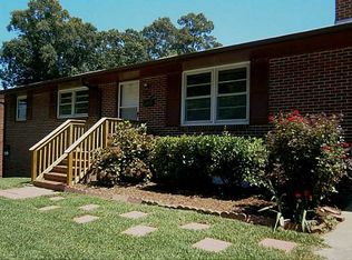 448 Eastwood Dr, Newport News, VA 23602