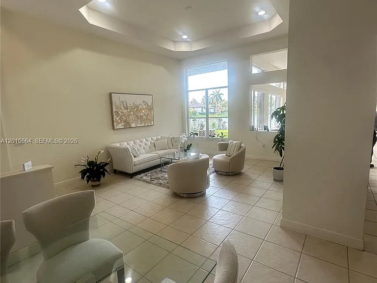 18571 SW 44th St — Photo 6