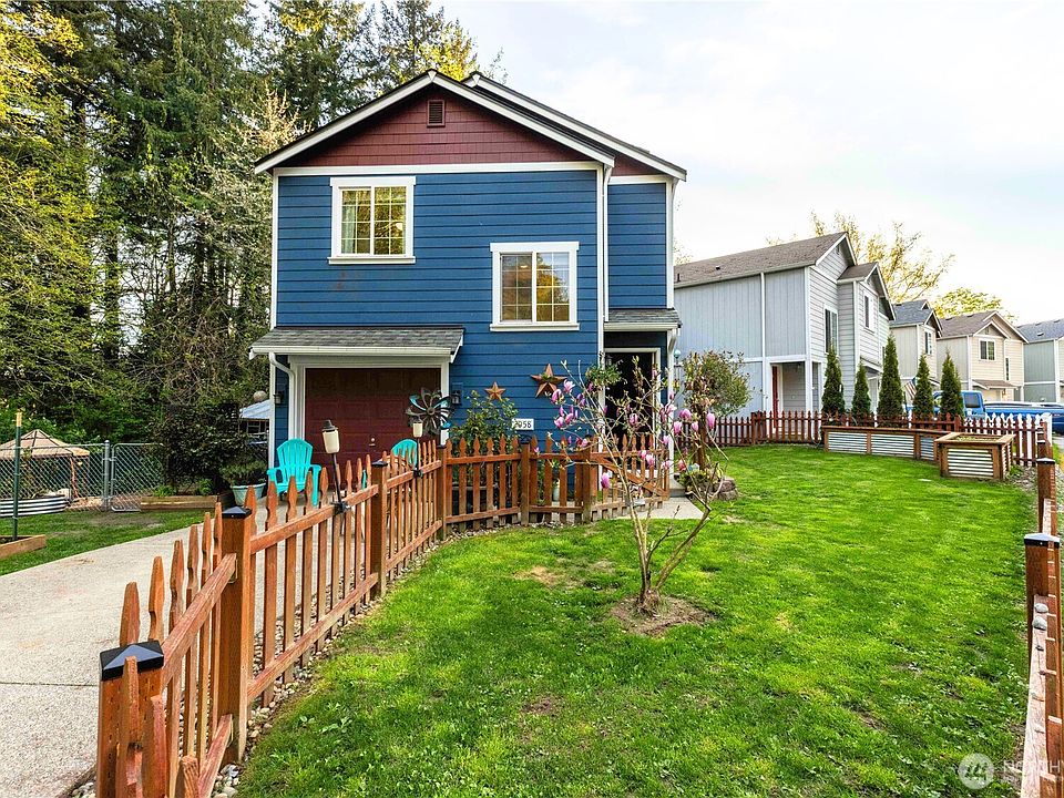 1st image of 2058 NE Green Glen Lane