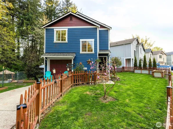 2058 NE Green Glen Lane, Bremerton, WA 98311