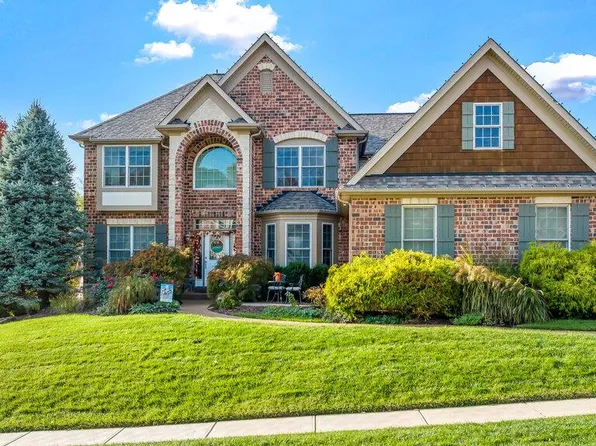 2418 Christopher View Dr, Saint Louis, MO 63129