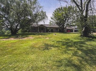 4415 S Pine Ridge Rd, Birdseye, IN 47513