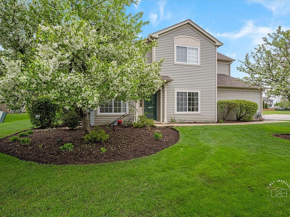 1st image of 355 Thornwood Way Unit A