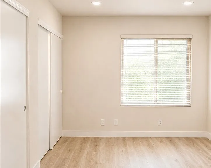 312 Shade Ln — Photo 10