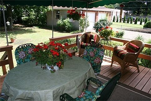 3rd image of 2727 Greengarden Blvd