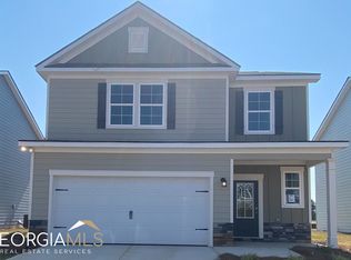 124 Red Birch Ln, Warner Robins, GA