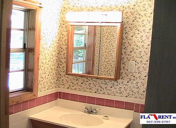 5th image of 1311 Asbury Ave