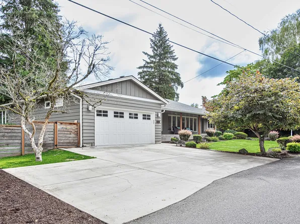 6200 SW Arrow Wood Ln, Portland, OR 97223