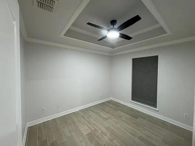 9411 Crooked Creek Dr — Photo 15