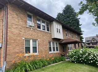 2405 E Locust St APT 3, Milwaukee, WI 53211